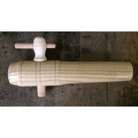 houten kraan  26 cm 